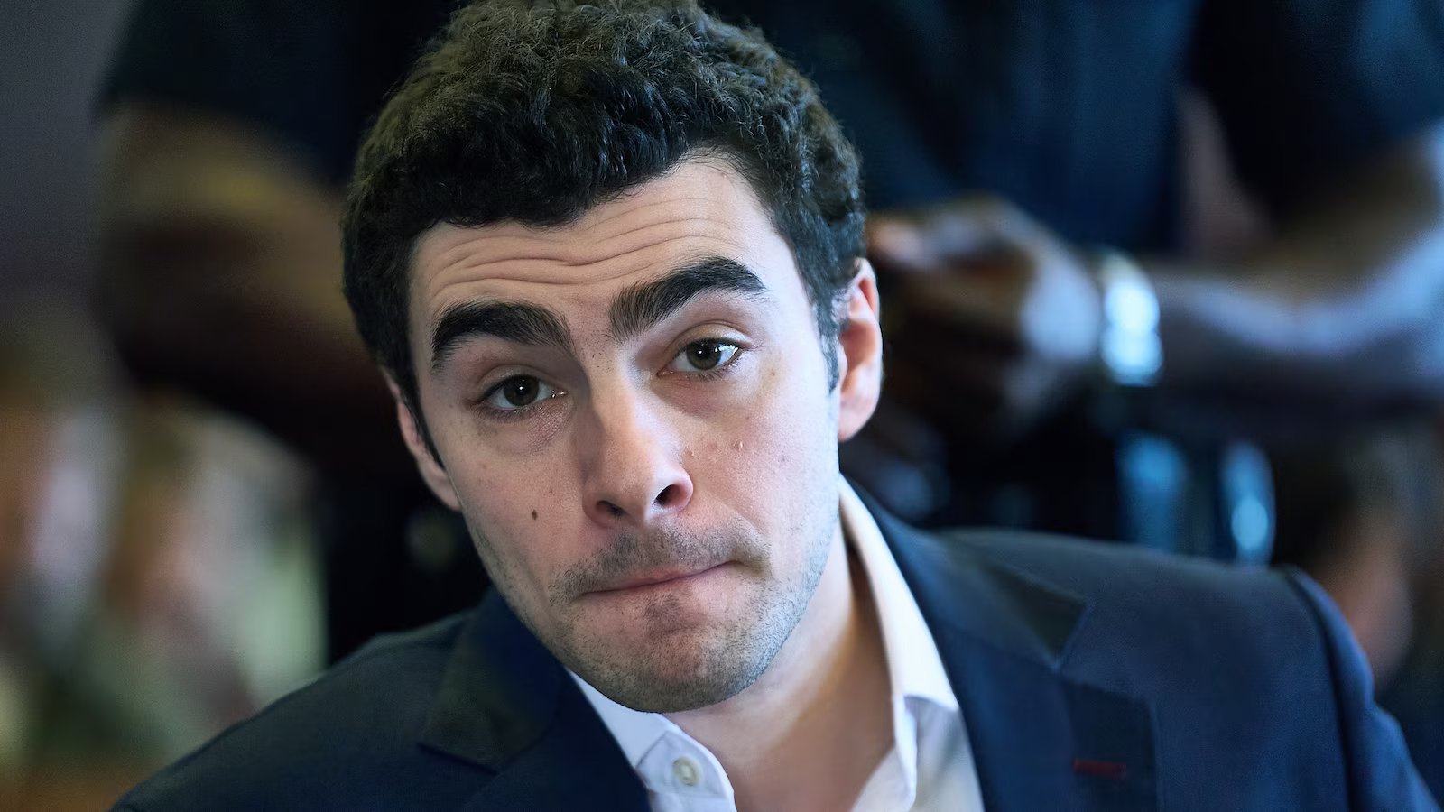 Luigi Mangione latest: Judge orders hearing over seizure of backpack