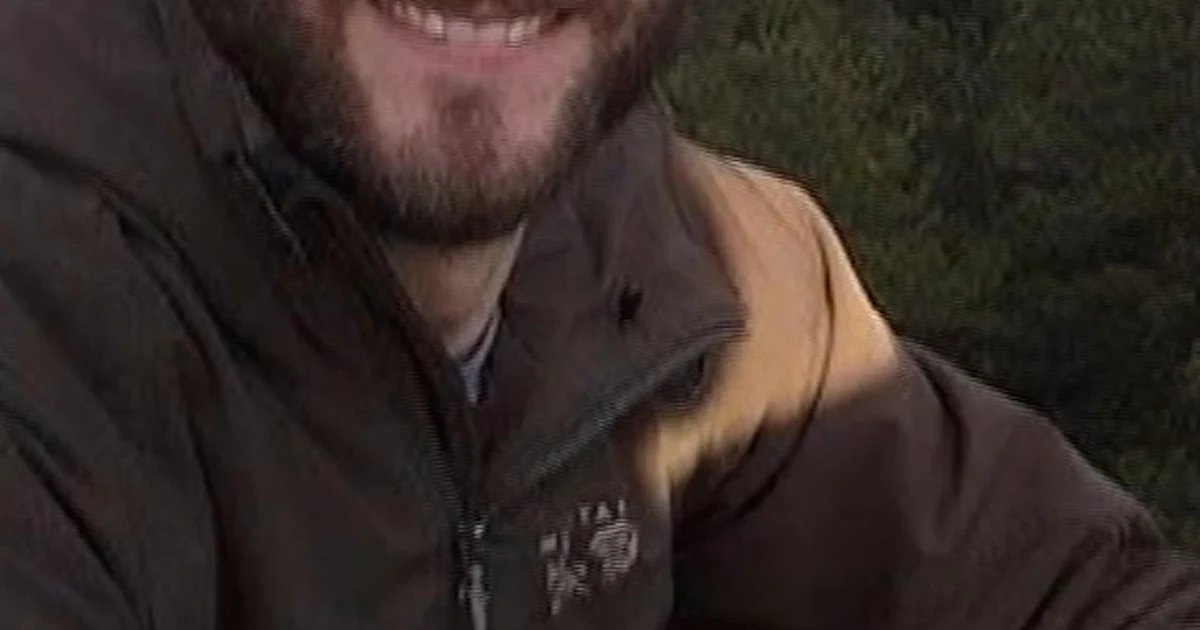 Man killed by federal agent identified as ICU nurse