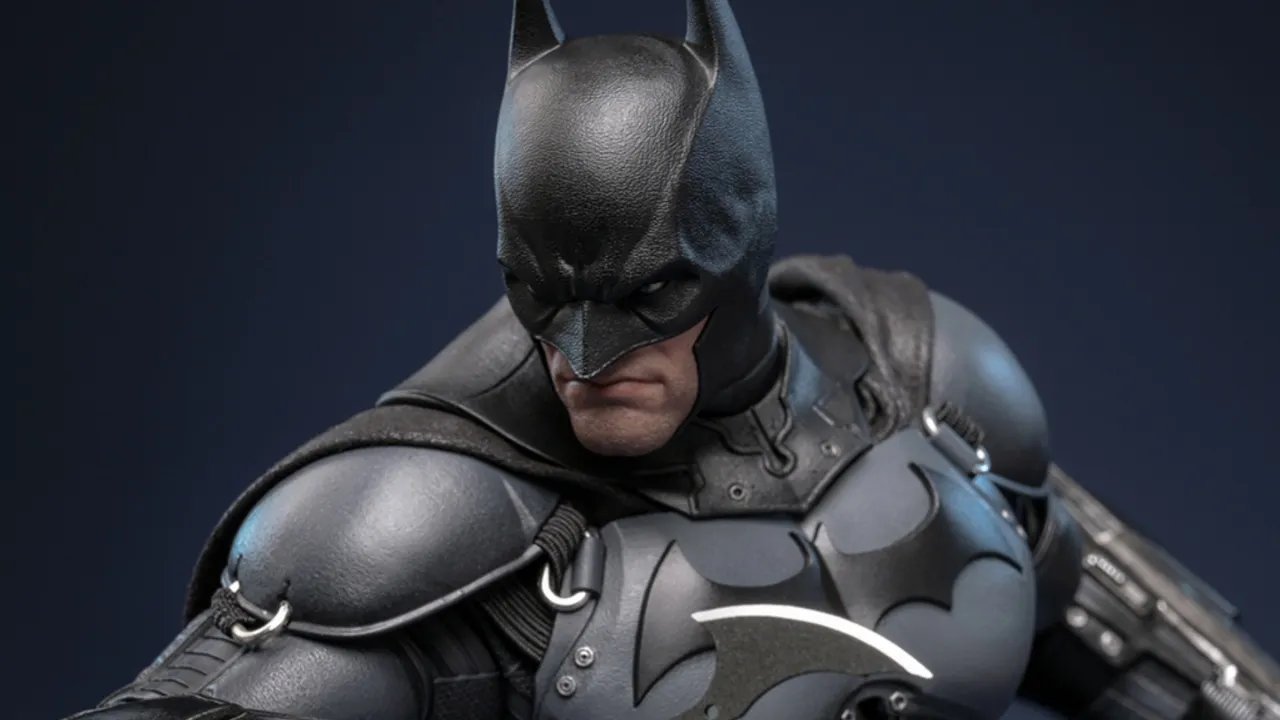 13 Years Later, Hot Toys Finally Gives Arkham Origins’ Batman the Figure He Deserves