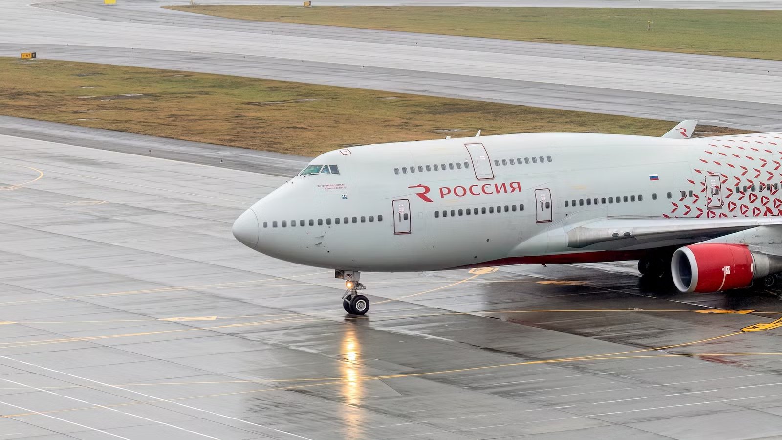 Rossiya Boeing 747 Veers Off The Runway After Engine Flame Surge