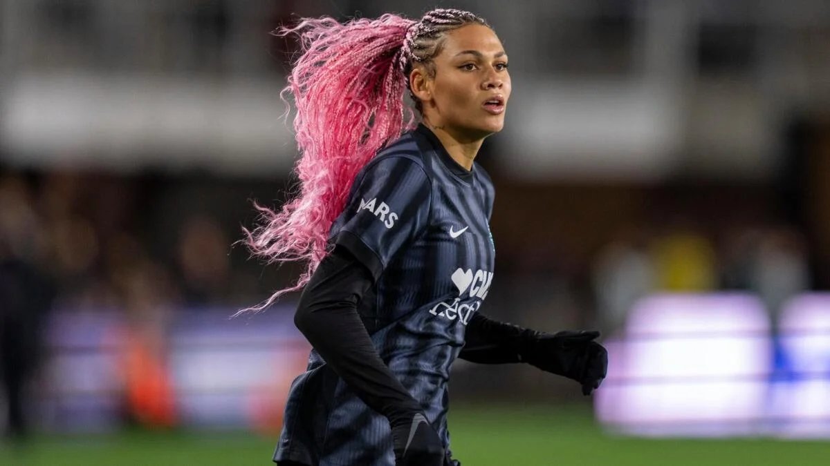 Trinity Rodman re-signs with Washington Spirit in critical move for NWSL
