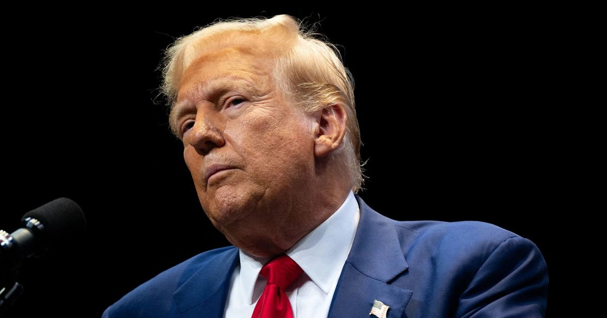 Trump delivers remarks to House GOP member retreat