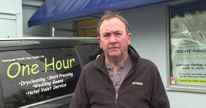 Victoria store owner frustrated with 911 services, says he’s been hung up on – BC