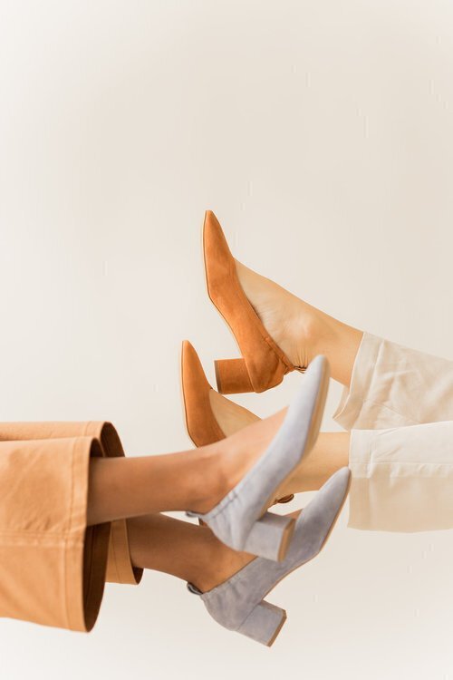 5 Places To Sell Your Used Clothing Online In 2026