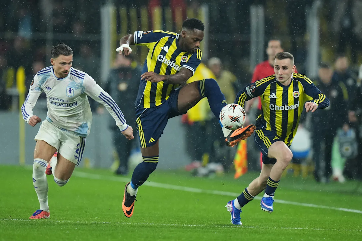 Durán makes it six clubs at the age of 22 after joining Zenit on loan from Al-Nassr