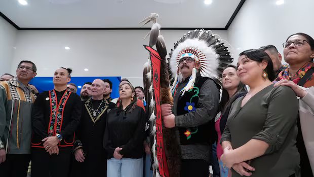 Atikamekw leader denied access to Quebec constitution consultations over eagle staff