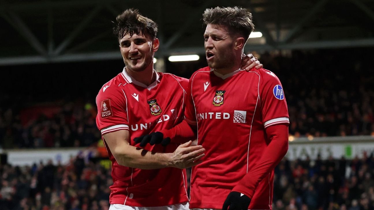 Wrexham into FA Cup last 16 for 1st time in 29 years