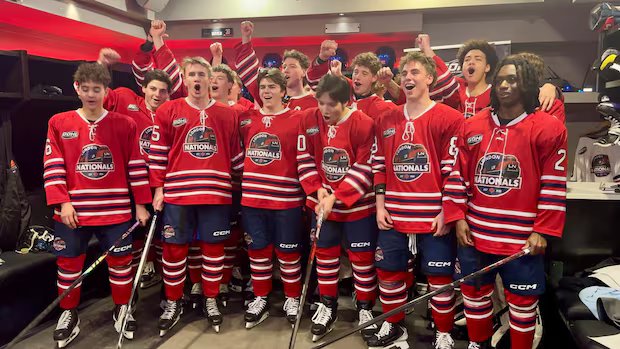 ‘We shoot, we score!’ Canadian junior hockey team sings song of inspriation for Team Canada