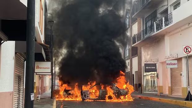 ‘Everything is shut down’: Manitobans in Puerto Vallarta take shelter to avoid violence