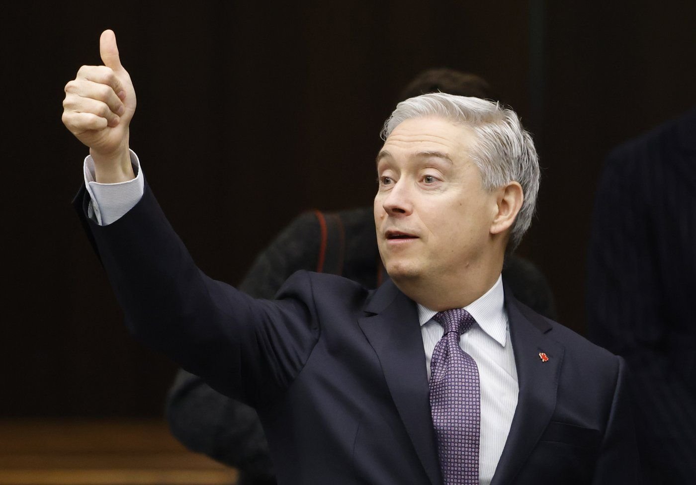 Liberals survive confidence vote on omnibus budget bill