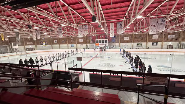 Supporters rally behind Tumbler Ridge in annual Hockeyville contest