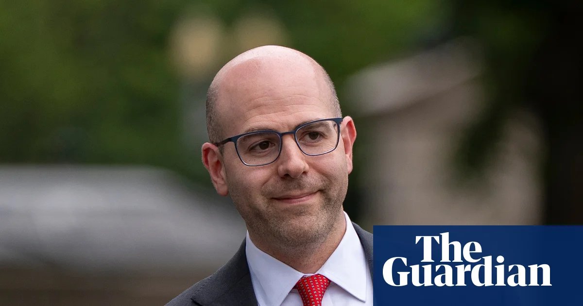 Trump adviser Stephen Miran quits White House role to stay on at Fed | Trump administration