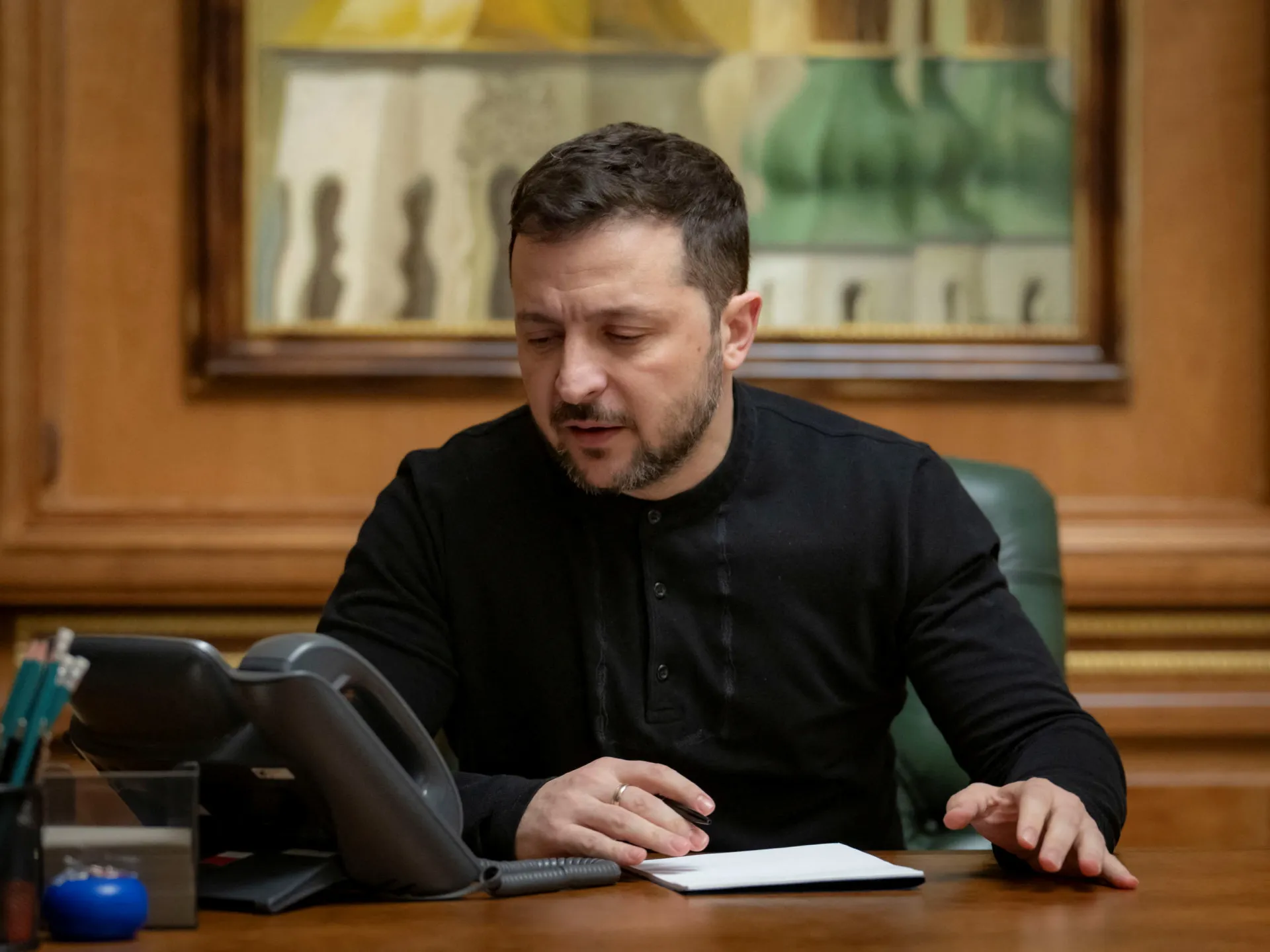 Zelenskyy speaks with Trump about peace efforts, eyes leaders-level talks | Russia-Ukraine war News