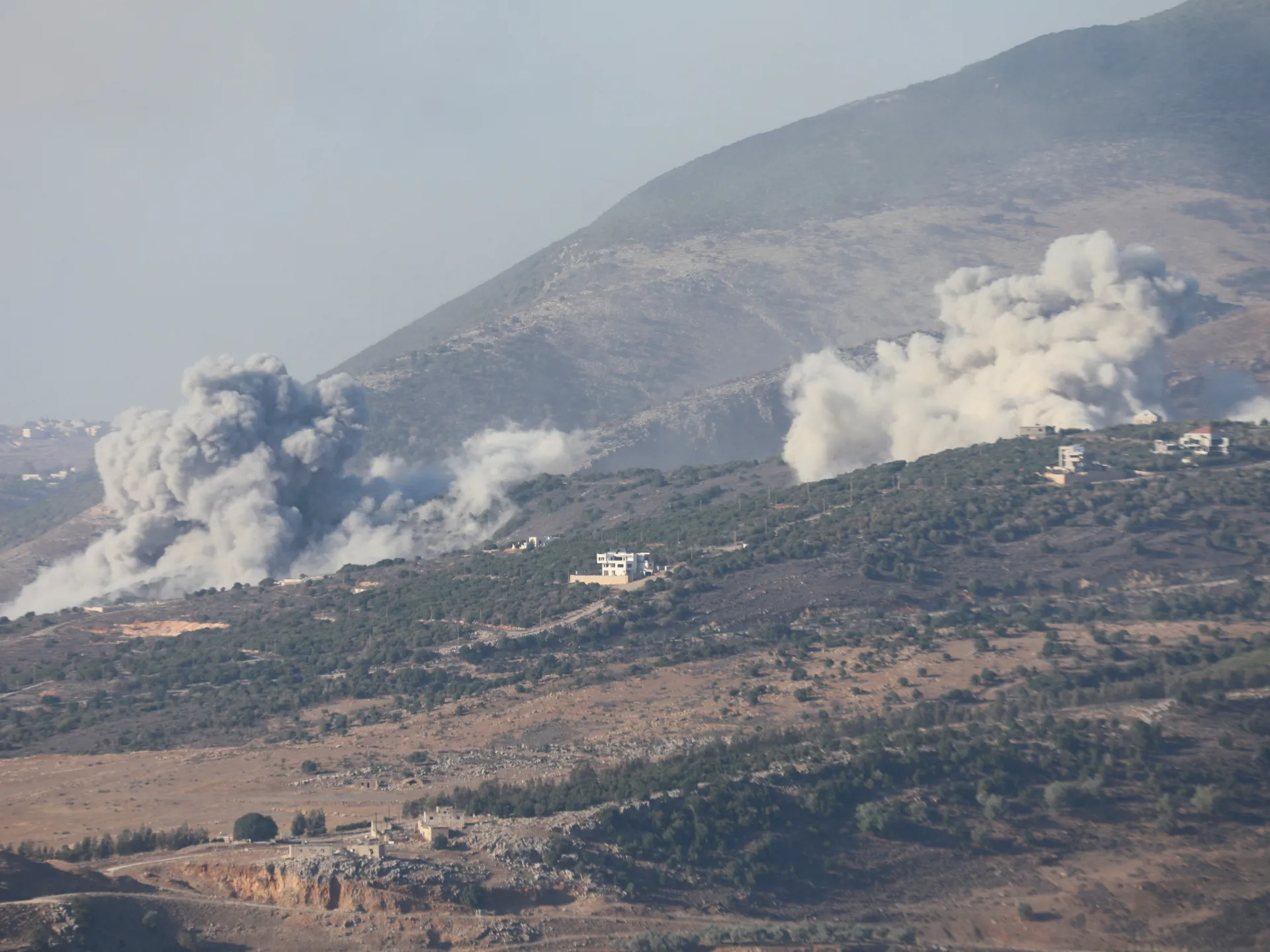 Israel bombs Lebanon-Syria border, kills four people | Israel attacks Lebanon News