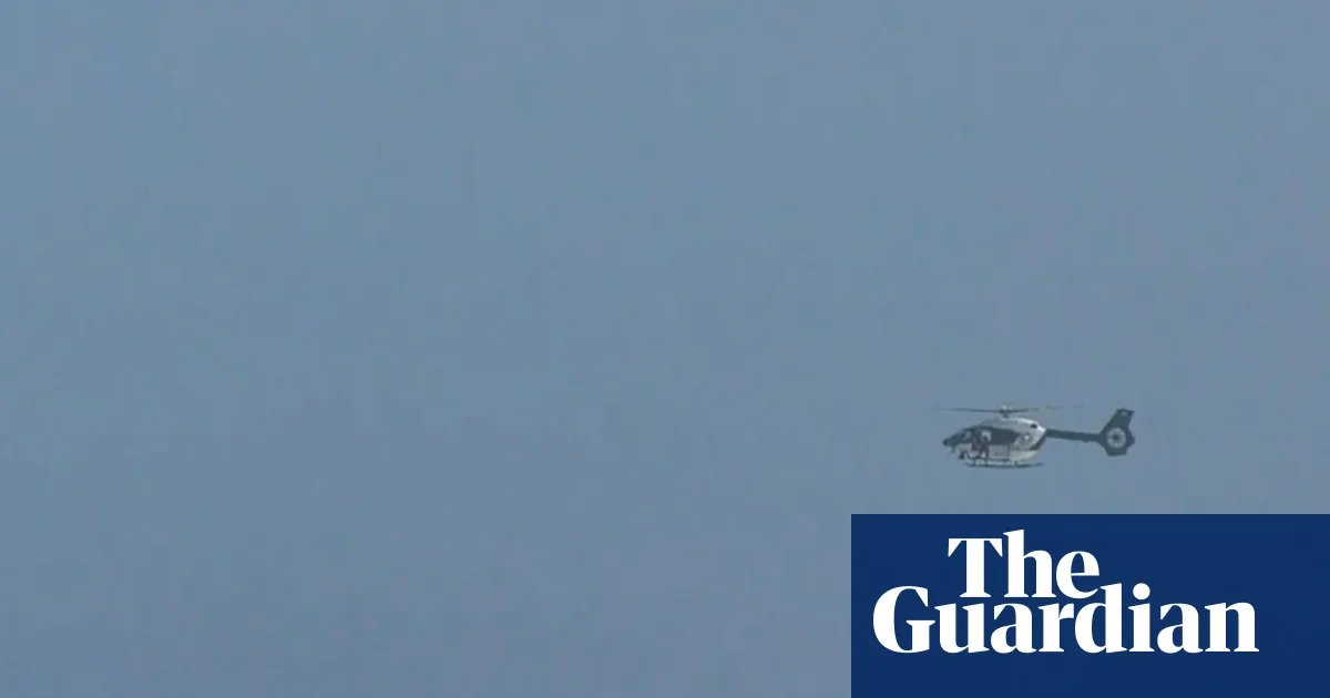 Three dead after light plane crashes into ocean off South Australian beach | South Australia