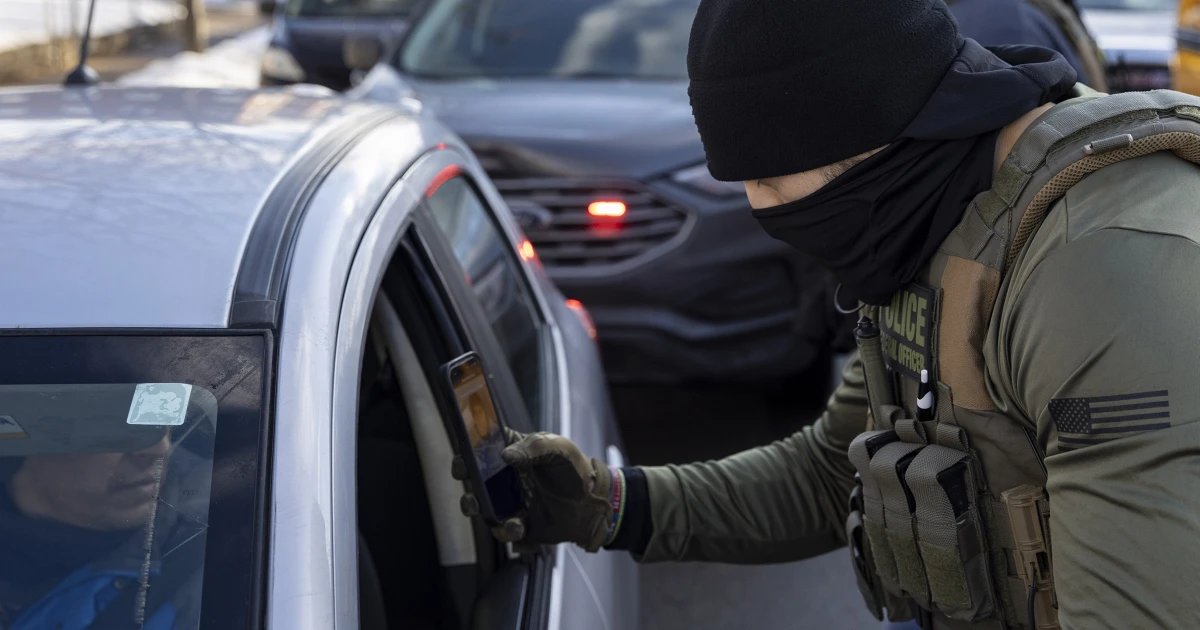 ICE agents use facial recognition on targets and bystanders