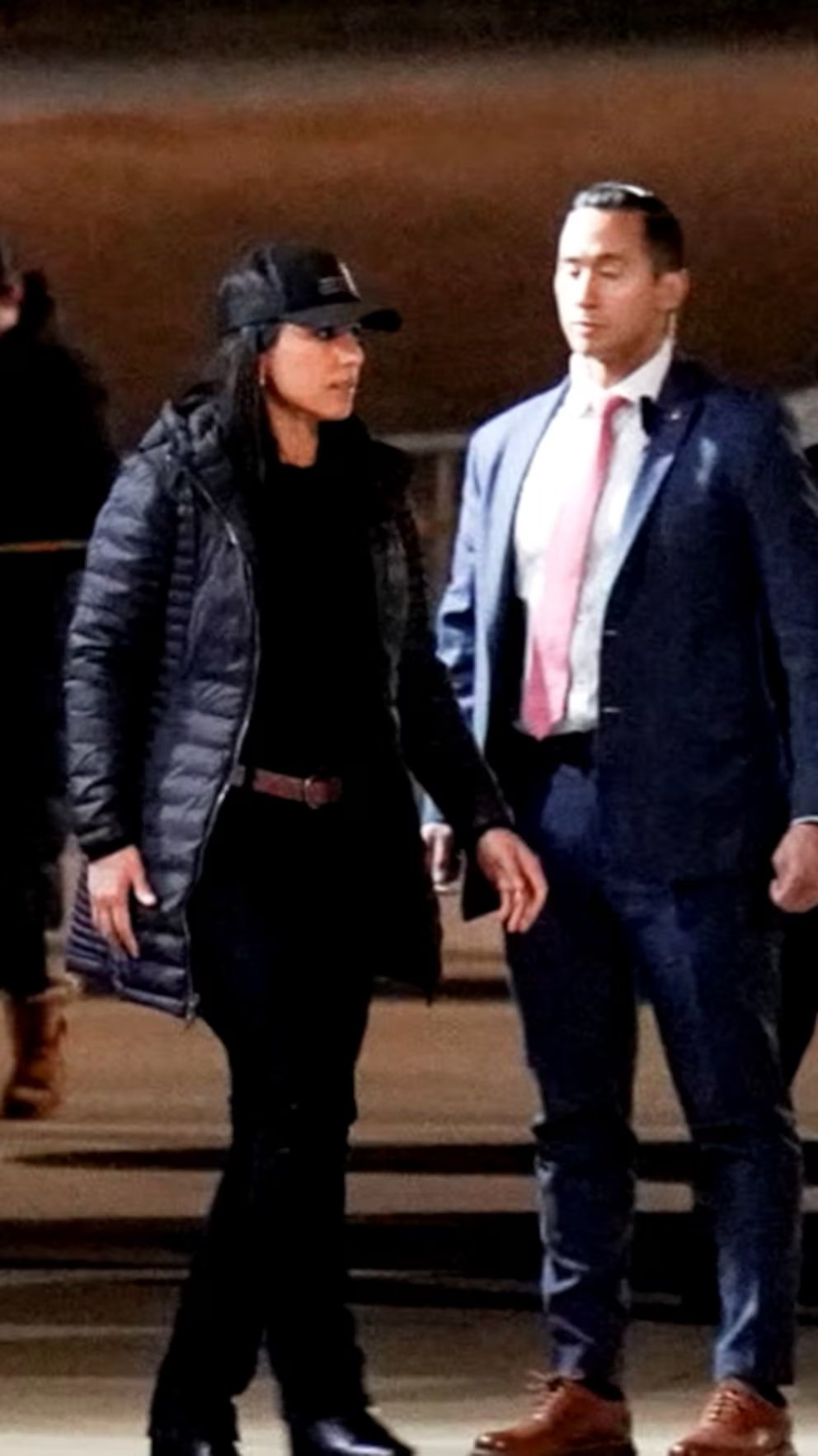 Video WH offers shifting explanations of why Gabbard was at Georgia election office raid