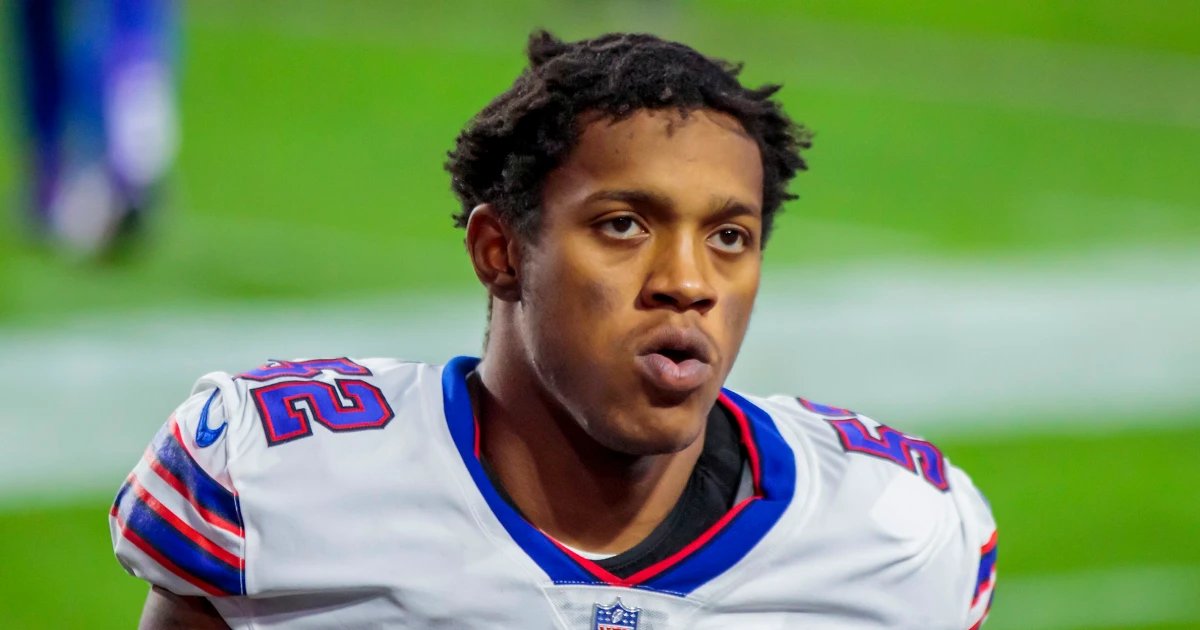 Former NFL linebacker charged with girlfriend’s murder