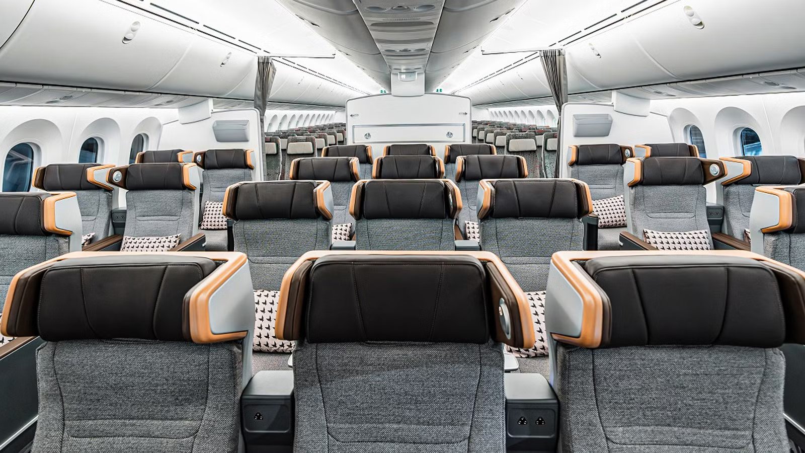 Inside This Transpacific Airline’s Breathtaking Premium Economy Cabin