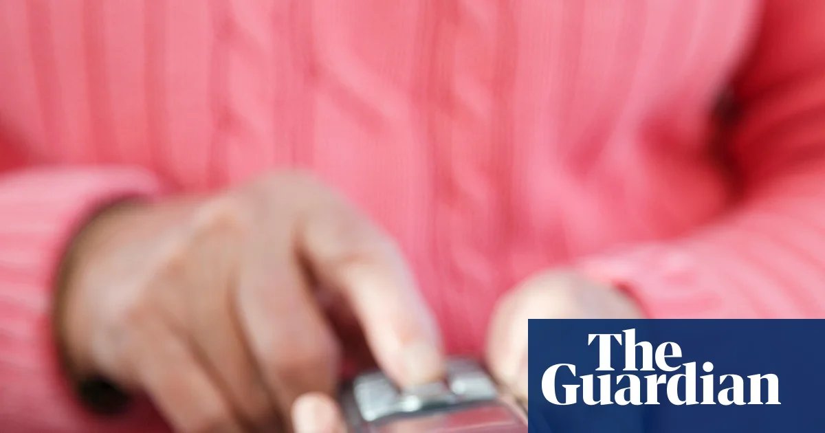 Tell us: how will the UK’s landline switch-off affect you or your family? | Telecoms