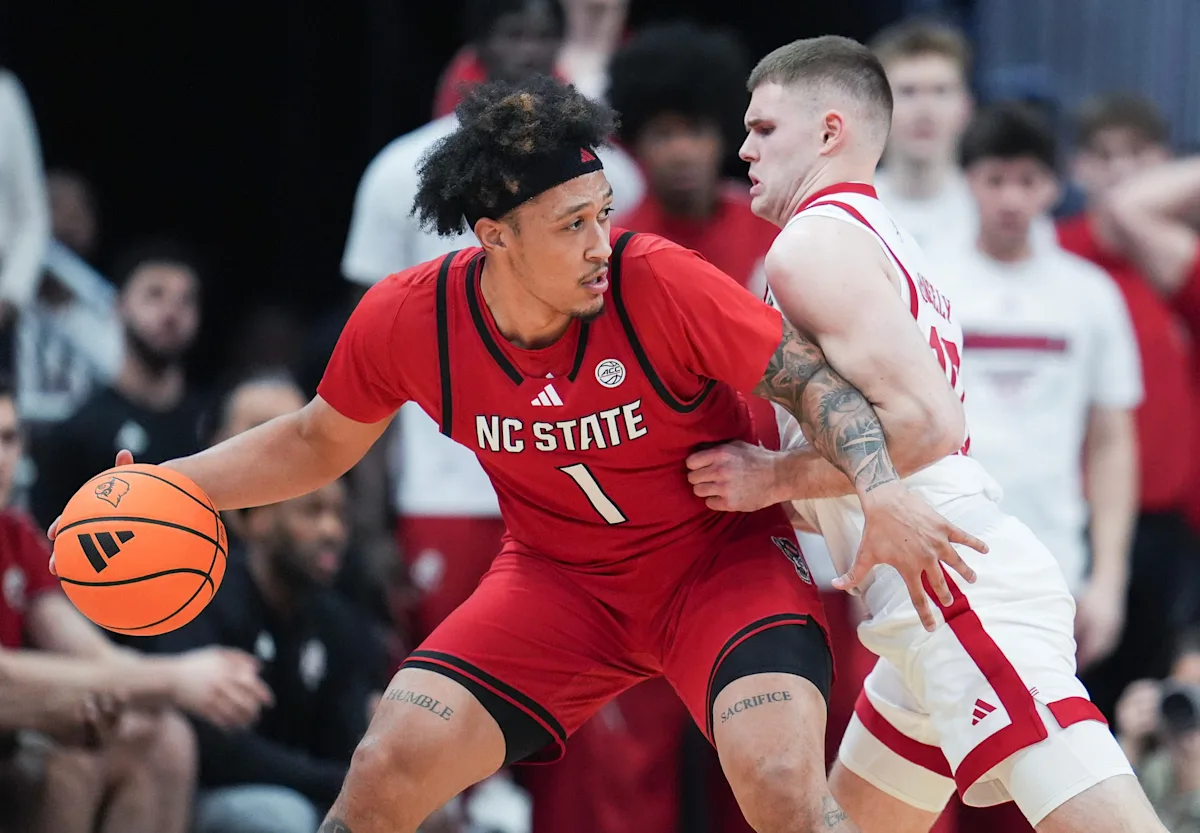 Louisville Gets Hot, Stays Hot. Wins 77-118