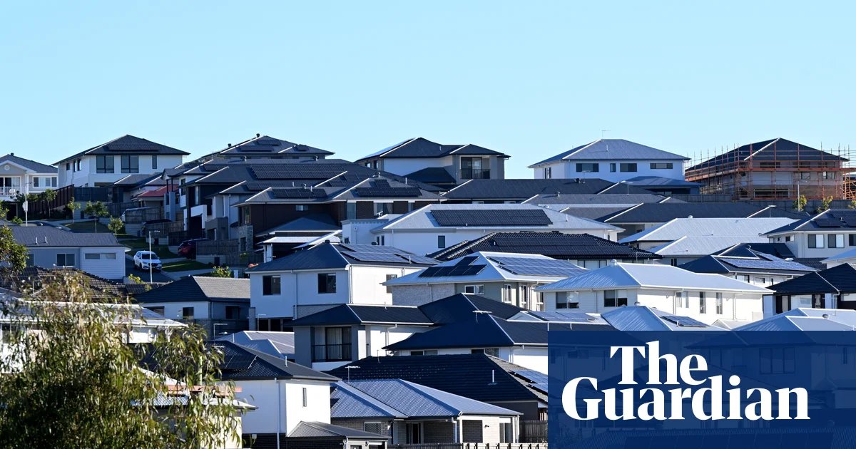 Capital gains tax discount to cost Australia $250bn over next decade with retirees and high-income earners to benefit most | Tax
