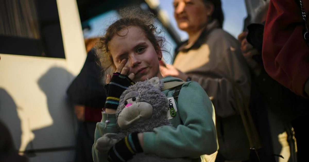 How the war in Ukraine is pulling families apart