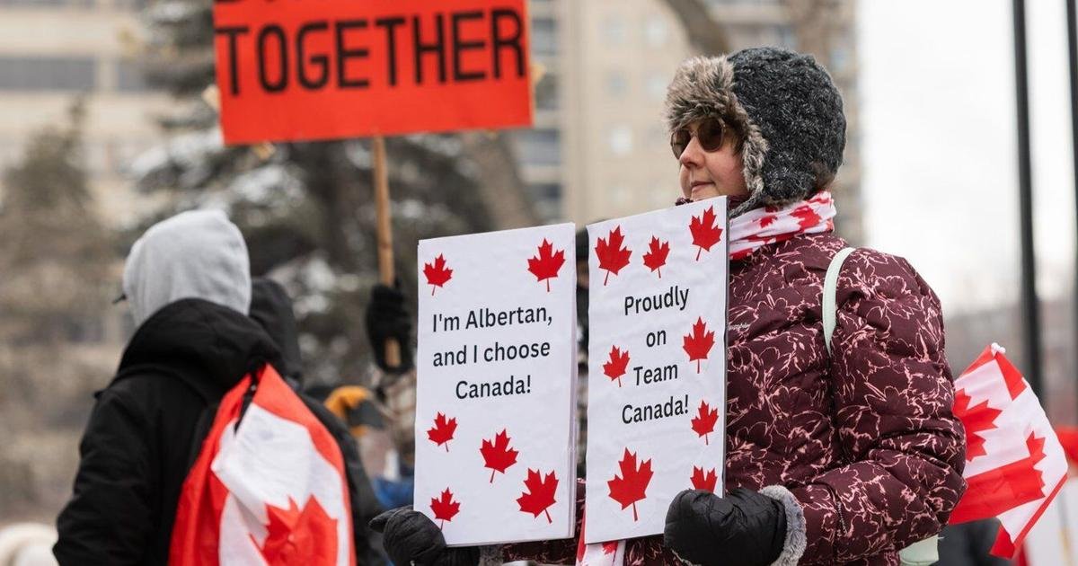 Albertans react to looming referendum during weekend rally, call-in radio show