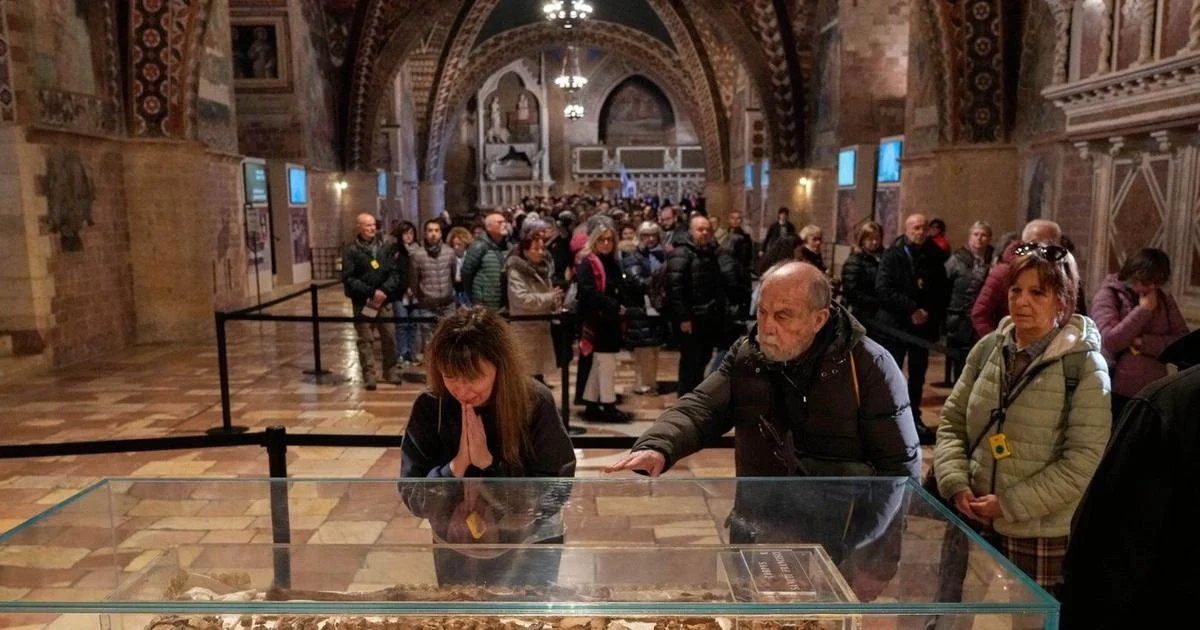 Display of St. Francis of Assisi's bones confirms enduring appeal of relics for Christians