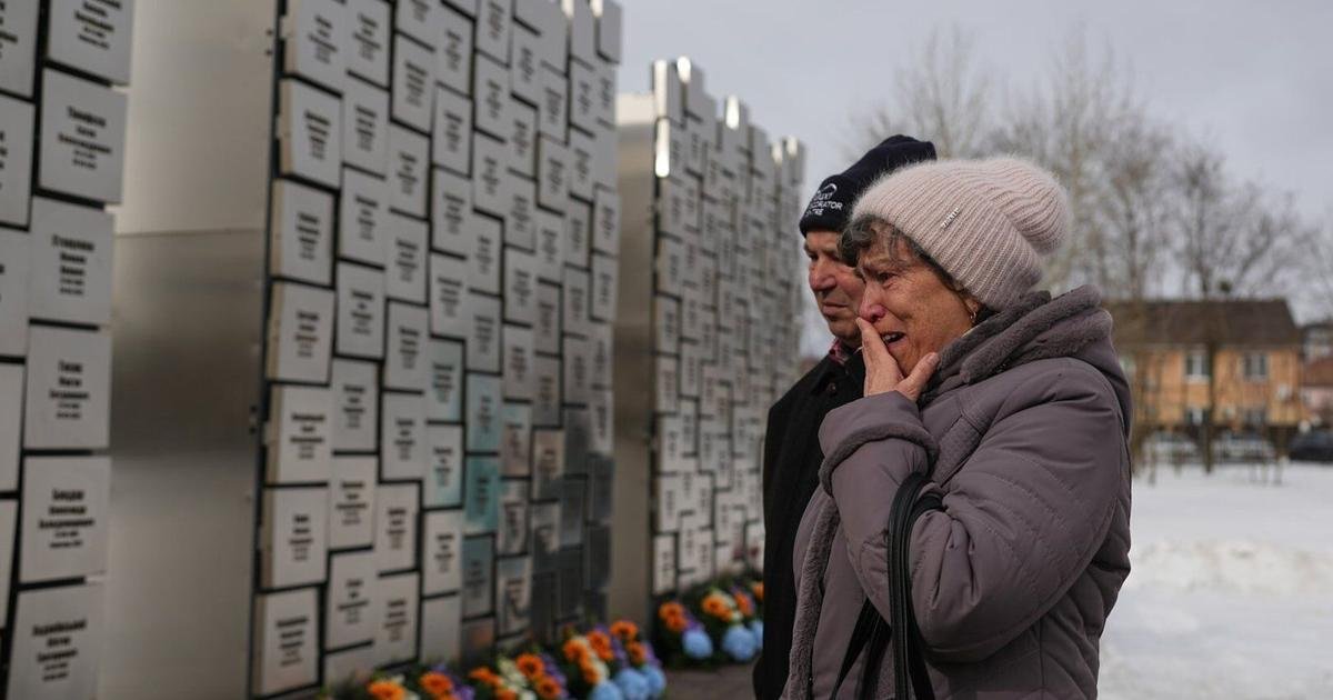 Zelenskyy says Ukrainian officials to meet Trump envoys in Geneva for more Russia talks