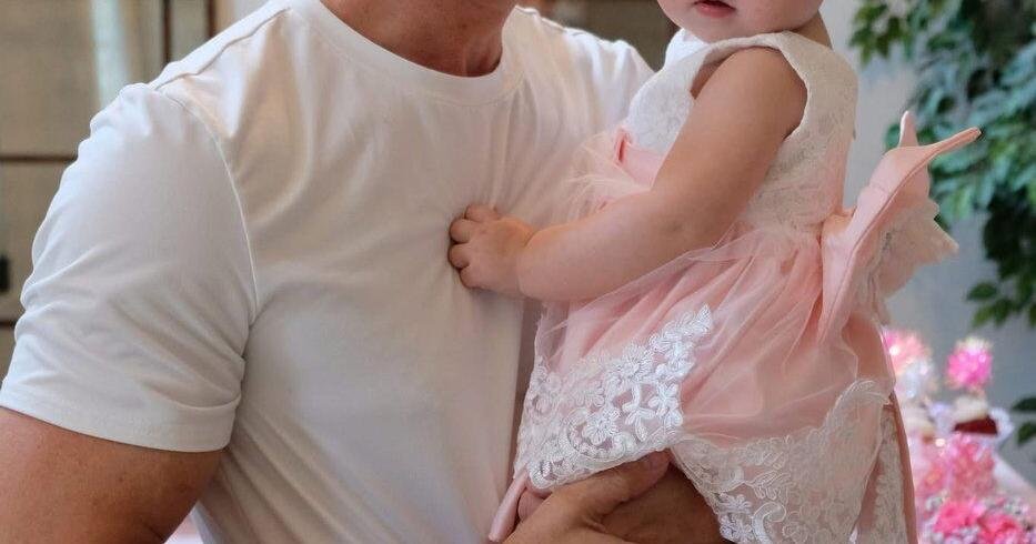 Canadian father enduring cold, poor food and water in Texas ICE detention centre