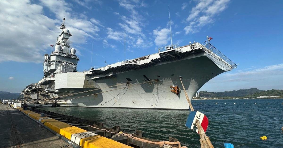 Sweden intercepts suspected Russian drone during visit by French aircraft carrier