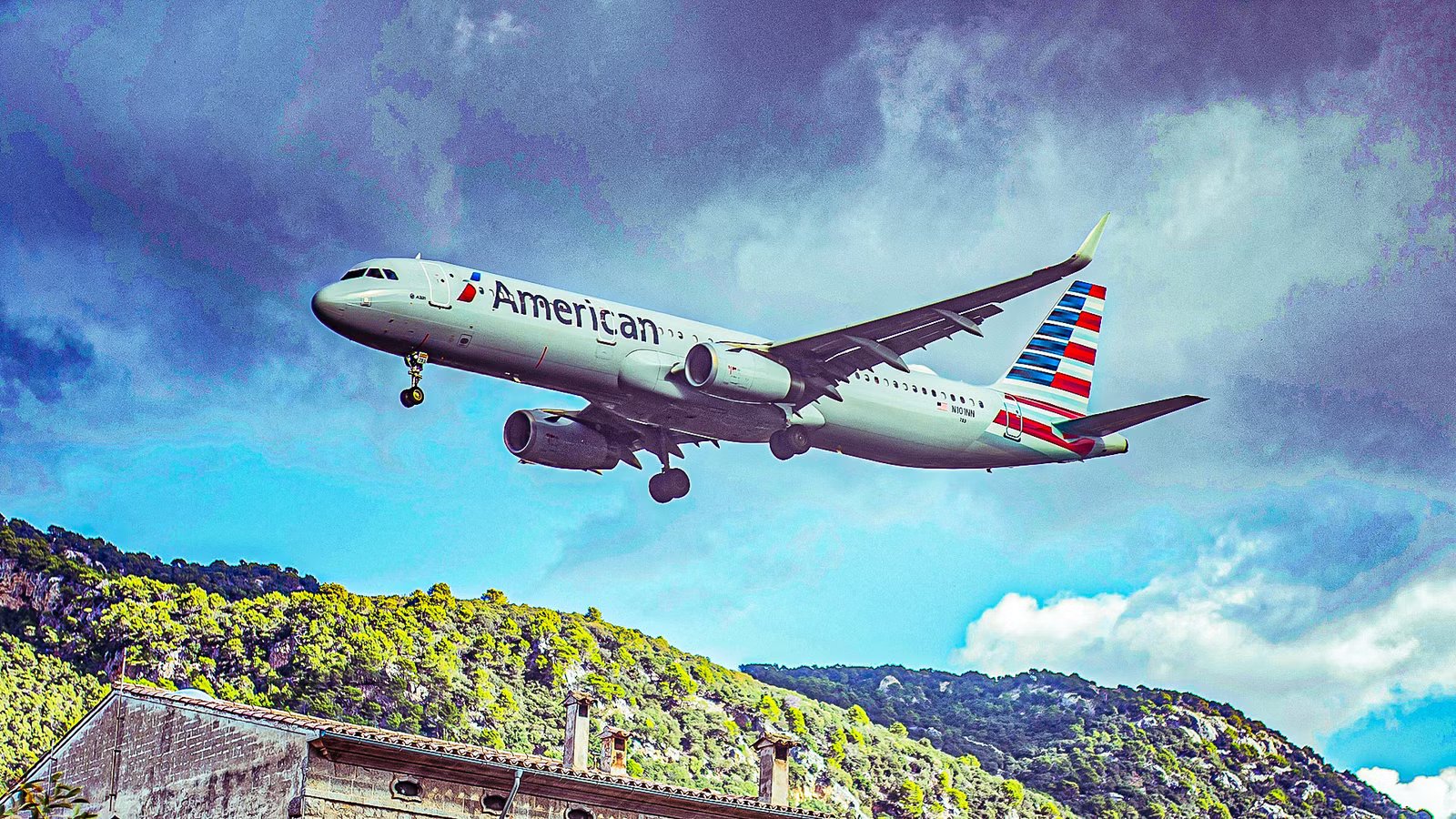 American Airlines Pilots Deliver Scathing Ultimatum To Management