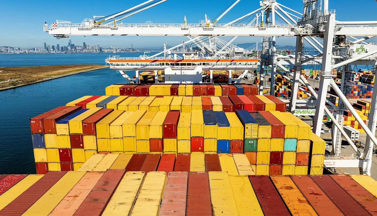 US trade deficit declined in 2025, but gap for goods hits a record despite Trump tariffs