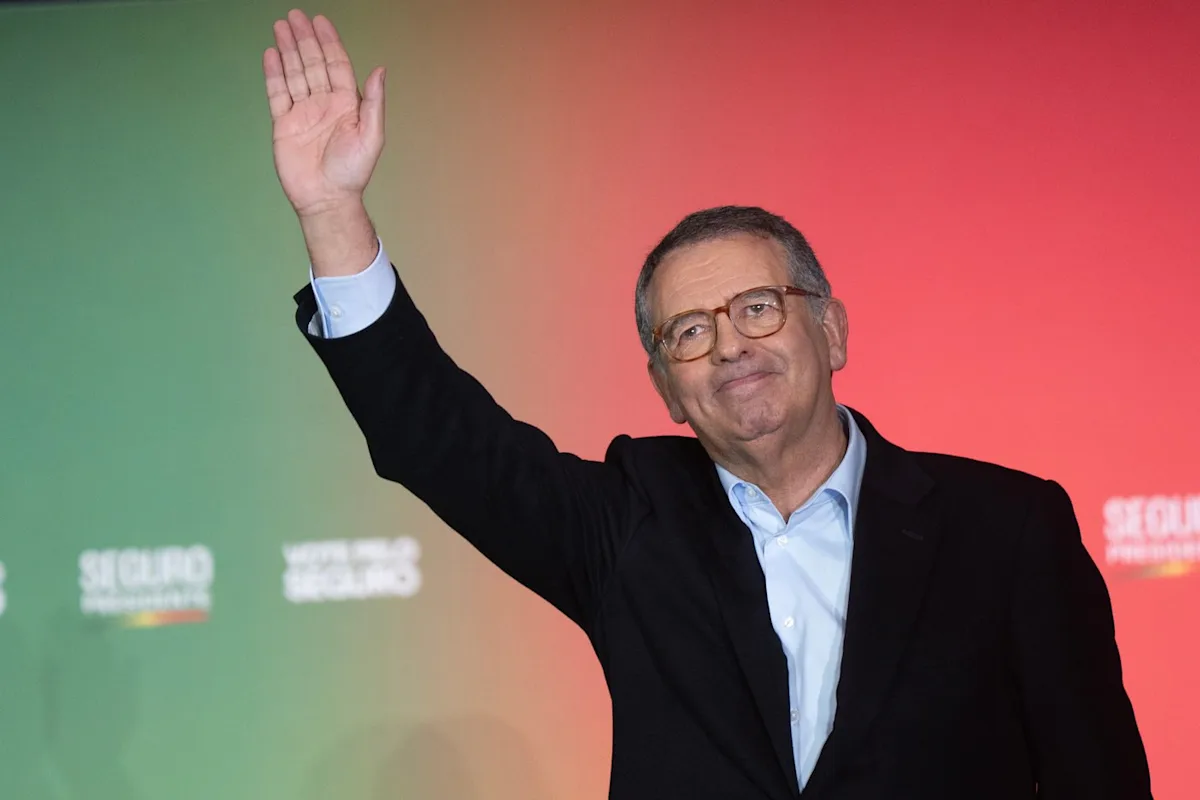 Portugal chooses between a moderate and a populist in runoff presidential election