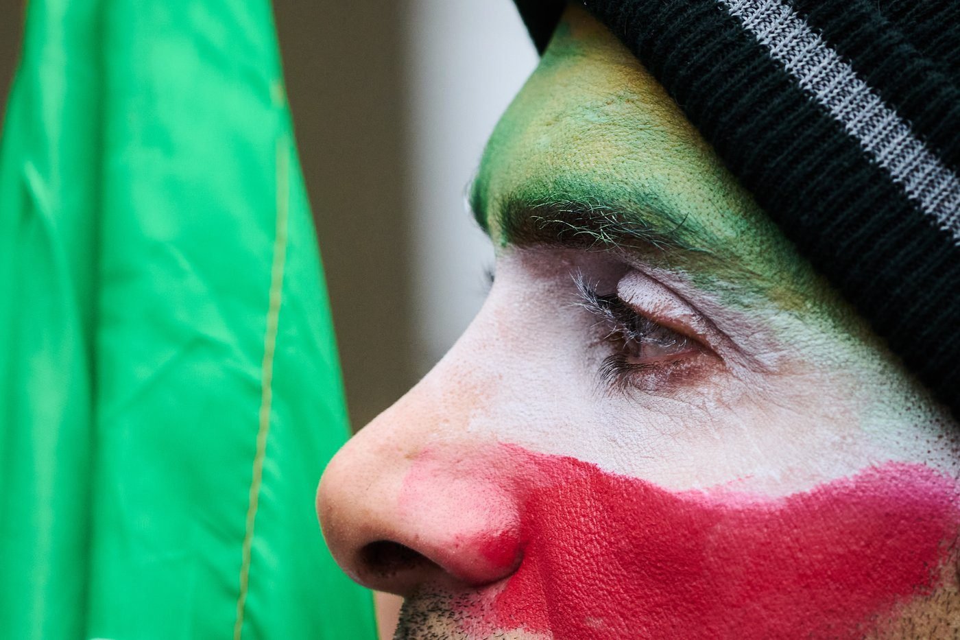 Some Iranian Canadians welcome U.S. attack of Iran