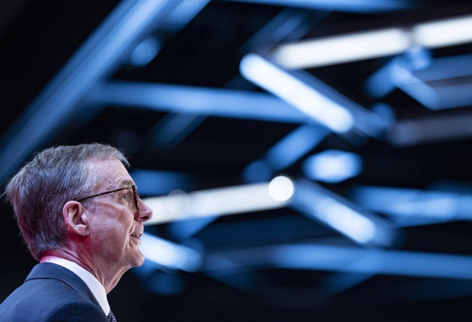 Canada must ‘lean into’ economic disruption, BoC’s Macklem urges