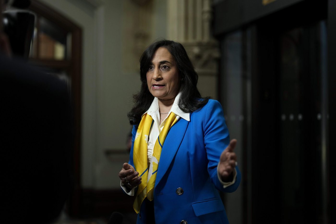 Anand won’t say if Canadians should cancel Mexico trips as airlines resume flights