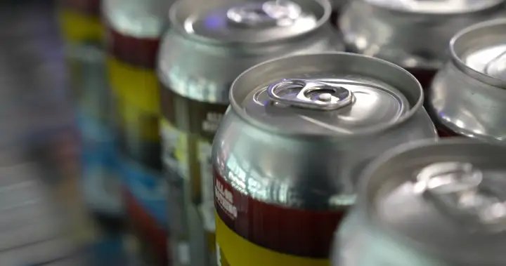 Why Canadian beer cans are ‘almost impossible’ as tariffs near 1-year mark – National