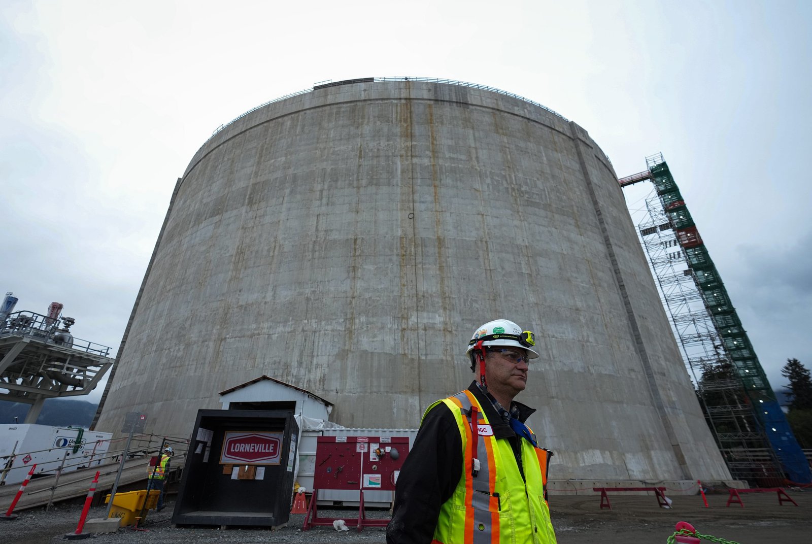 📈 Business over pundits – iPolitics