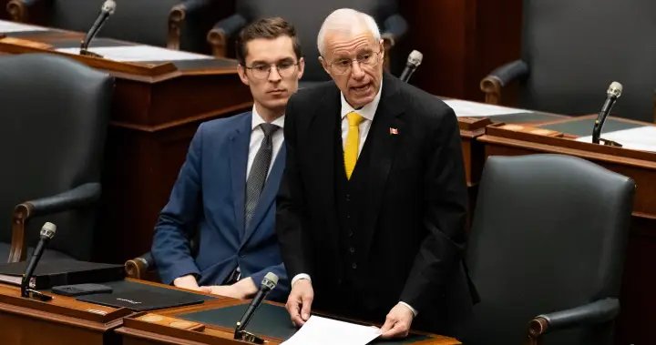 Ontario insists auto strategy ‘has not changed’ as companies suspend and postpone plans