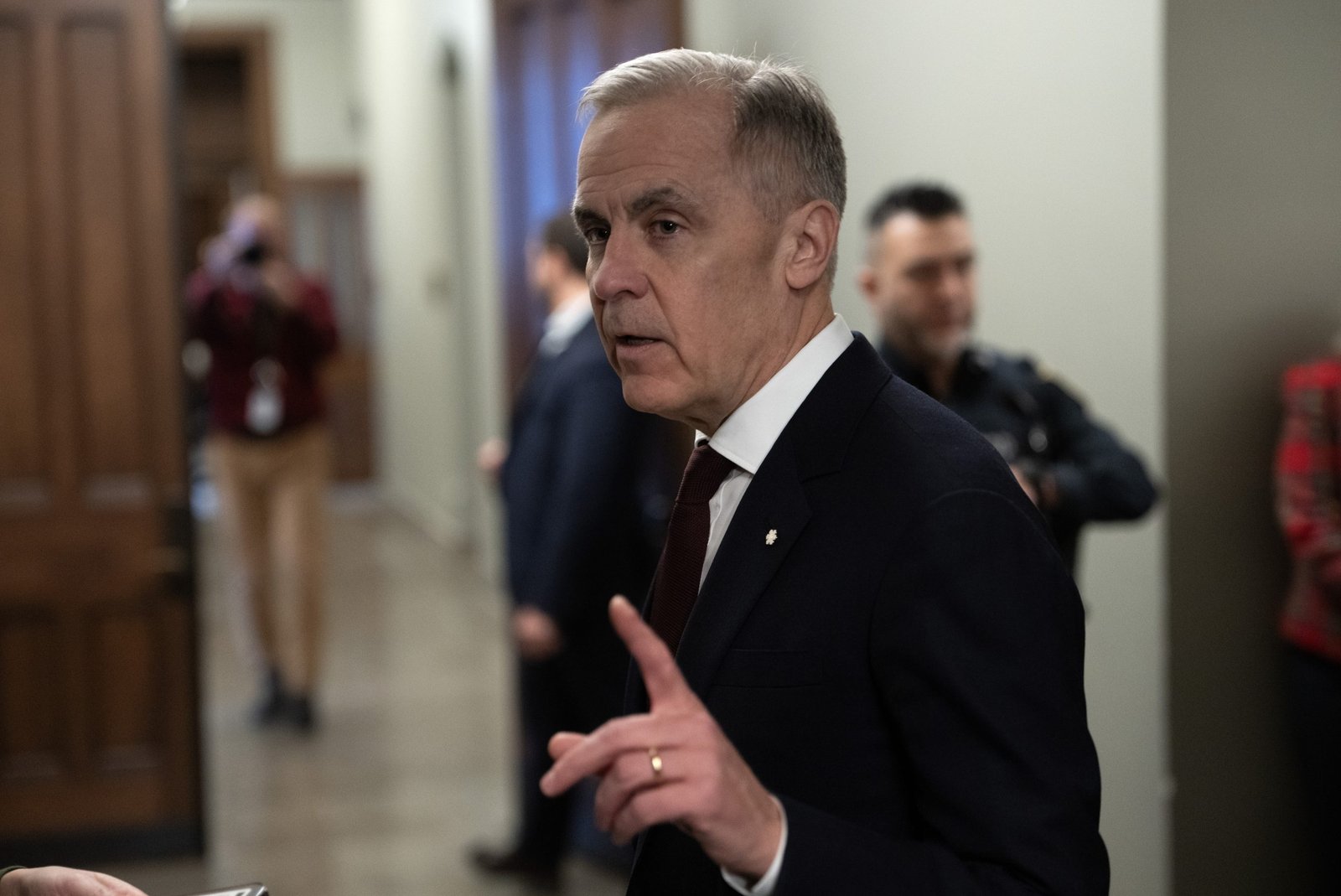 Carney, Poilievre hold meeting on Wednesday as both sides call for cooperation in Parliament