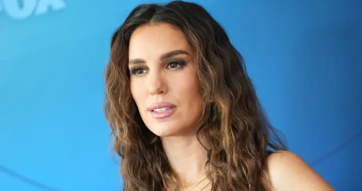 ‘Even Stevens’ star Christy Carlson Romano reveals positive cancer screening – National