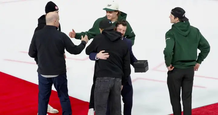 Guelph Storm double up London Knights 4-2 on Sam Dickinson Bobblehead night – London