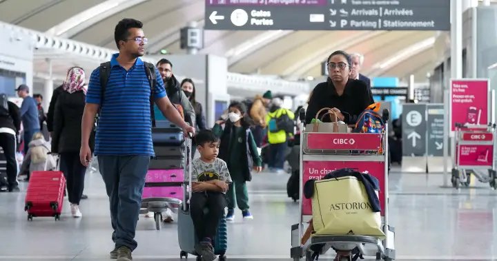 Why travel experts say book your summer travel now