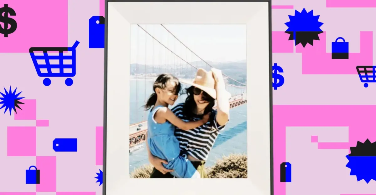 Aura’s Aspen digital frame is a great gift, especially now that it’s $30 off