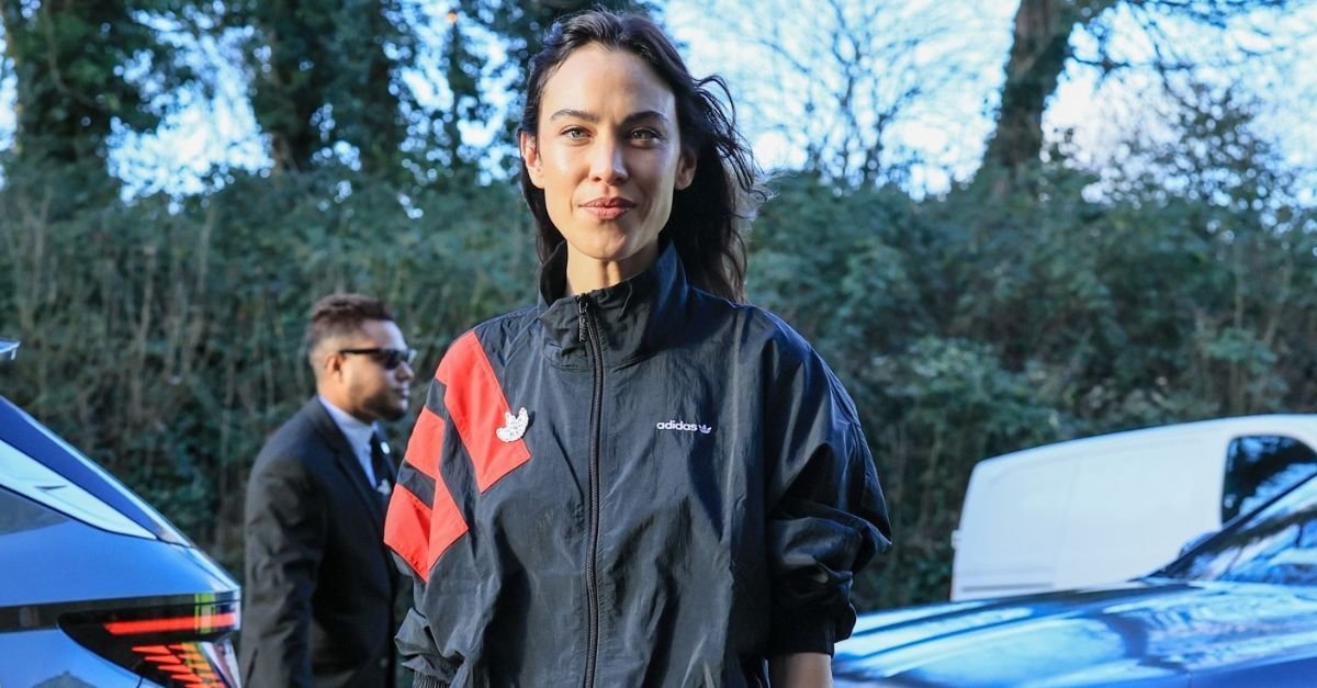Alexa Chung Wore the 2-Piece Spring Formula Londoners Love