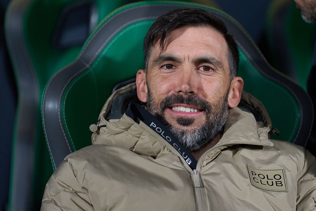 💥 Sarabia and Valverde clash during Athletic Club v Elche