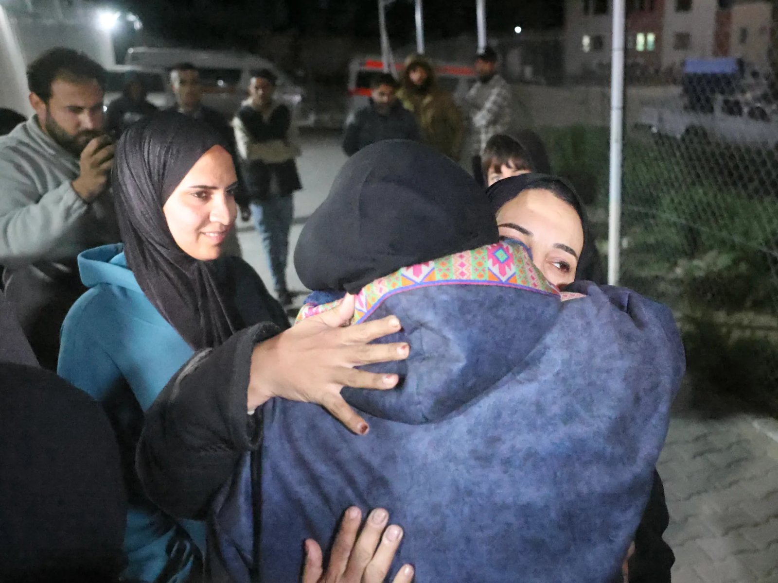 Trickle of Palestinians get to leave, enter Gaza as Rafah crossing reopens | Gaza News