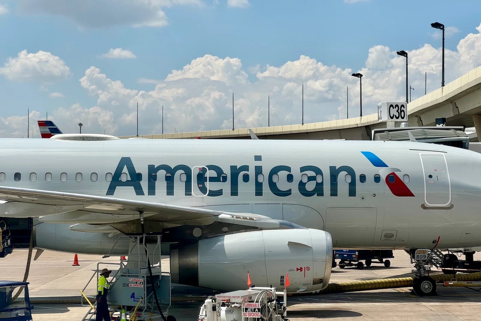 American expands Canadian network with 2 New York nonstops